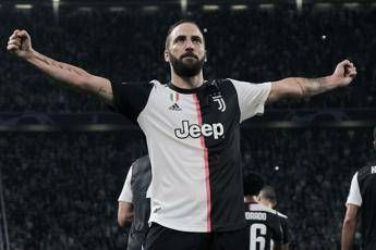 Inter-Juve 1-2, sorpasso bianconero in vetta Inter-Juve 1-2, sorpasso bianconero in vetta
