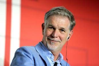Netflix, il ceo Hastings: Con sede in Italia saremo normali contribuenti Netflix, il ceo Hastings: Con sede in Italia saremo normali contribuenti