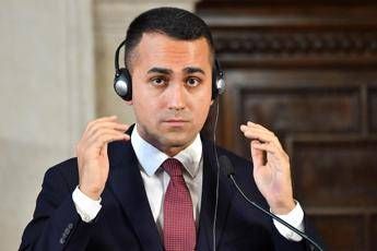 Libia, Di Maio a Tripoli: Soluzione non è quella militare Libia, Di Maio a Tripoli: Soluzione non è quella militare