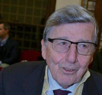 Scotti, il 'padre' del 41 bis: Ergastolo strumento per combattere mafia Scotti, il 'padre' del 41 bis: Ergastolo strumento per combattere mafia