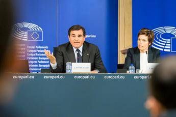 Recovery, Patriciello: Ha vinto l'Europa, ora Italia punti su sud Recovery, Patriciello: Ha vinto l'Europa, ora Italia punti su sud