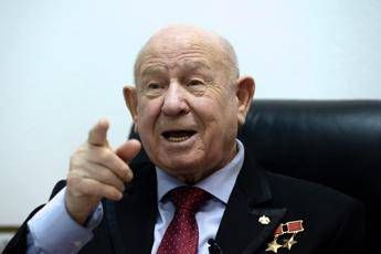 Addio a Alexei Leonov, primo spacewalker della storia Addio a Alexei Leonov, primo spacewalker della storia