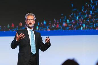 Porsche Consulting: ripensare i ruoli di imprenditori e manager per una trasformazione aziendale di successo Porsche Consulting: ripensare i ruoli di imprenditori e manager per una trasformazione aziendale di successo