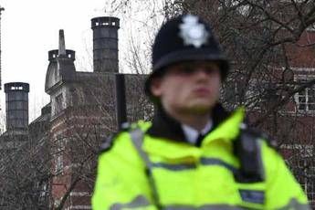 Stuprano donna e si danno il 'cinque', colpevoli due italiani a Londra Stuprano donna e si danno il 'cinque', colpevoli due italiani a Londra
