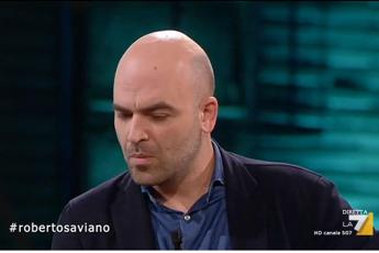 Saviano: La politica usa i social per banalizzare