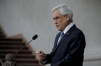 Proteste in Cile, il presidente Pinera chiede perdono Proteste in Cile, il presidente Pinera chiede perdono