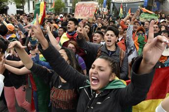 Bolivia, scontri e caos dopo il voto