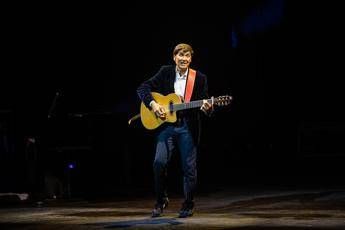 Morandi per 21 concerti al Duse di Bologna: Torno dove sono nato Morandi per 21 concerti al Duse di Bologna: Torno dove sono nato