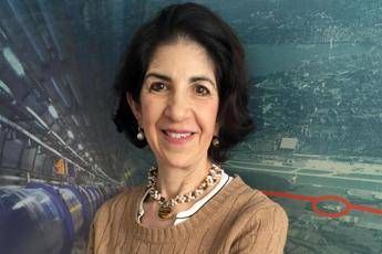 Fabiola Gianotti confermata alla guida del Cern Fabiola Gianotti confermata alla guida del Cern