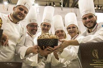 Arriva l’era del global-panettone, al via gara per il migliore del mondo Arriva l’era del global-panettone, al via gara per il migliore del mondo