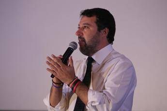 Salvini: Io lavoro 'per'... sardine e merluzzi sono contro Salvini: Io lavoro 'per'... sardine e merluzzi sono contro