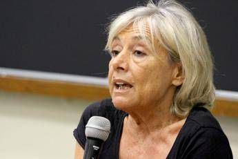 Iraq, Sgrena: Che facevano lì? Ritirare le forze militari italiane Iraq, Sgrena: Che facevano lì? Ritirare le forze militari italiane