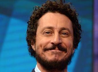 Fdi: Bizzarri fa verso a Meloni, 'mer.. a destra? E allora a sinistra?' Fdi: Bizzarri fa verso a Meloni, 'mer.. a destra? E allora a sinistra?'