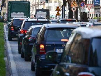 De Giudici (Auting): 'Con car sharing peer-to-peer meno auto in circolazione' De Giudici (Auting): 'Con car sharing peer-to-peer meno auto in circolazione'