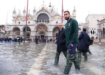 Gli azzurri a San Marco: Venezia saprà rialzarsi Gli azzurri a San Marco: Venezia saprà rialzarsi