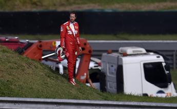 Harakiri Ferrari, sui social tutti contro Vettel