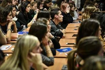 Rischio 10mila iscritti in meno, effetto Covid sull'università