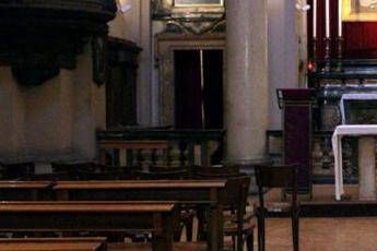 Richeldi: Chiese non riaprono per rischio assembramento