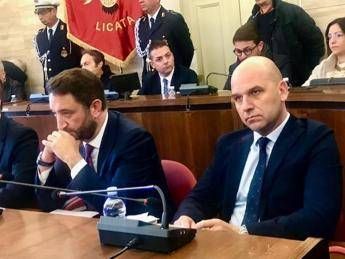 Ex sindaco antiabusivi Licata diventa segretario del viceministro Cancelleri Ex sindaco antiabusivi Licata diventa segretario del viceministro Cancelleri