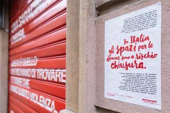 ActionAid lancia a Milano la campagna #Closed4women ActionAid lancia a Milano la campagna #Closed4women