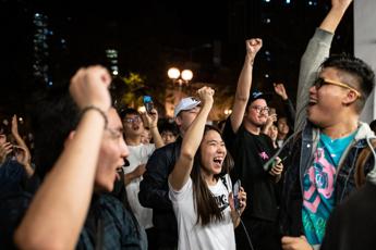 Hong Kong, trionfa fronte anti governativo