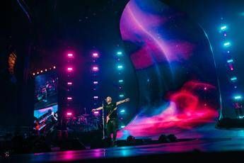 Eros Ramazzotti, ecco gli 8 concerti in Italia Eros Ramazzotti, ecco gli 8 concerti in Italia