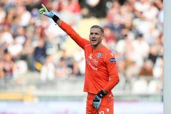 Rissa in Lecce-Cagliari, maxi squalifica per Olsen Rissa in Lecce-Cagliari, maxi squalifica per Olsen