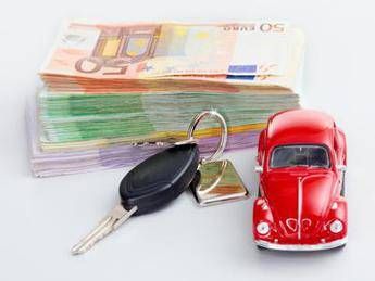 Rc auto, arriva lo sconto 'famiglia': risparmio fino a 1000 euro