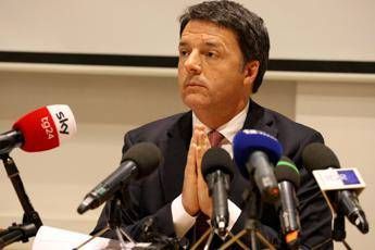 Renzi: Tenetevi Corbyn e vince la destra Renzi: Tenetevi Corbyn e vince la destra