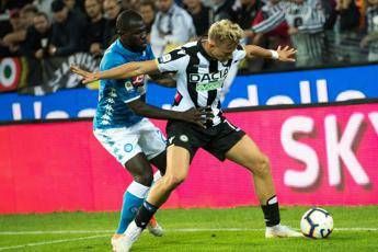 Udinese-Napoli 1-1, Zielinski risponde a Lasagna Udinese-Napoli 1-1, Zielinski risponde a Lasagna