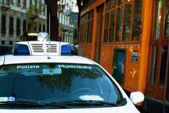Torino, tamponamento tra tram: ferito l'autista Torino, tamponamento tra tram: ferito l'autista