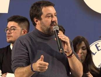 PopBari, Salvini: Conte ignorante o bugiardo PopBari, Salvini: Conte ignorante o bugiardo