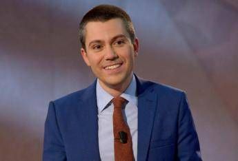 Natale Di Raimondo Foto.Io Esisto Babbo Natale Vuota Il Sacco Reading Show Di Saverio Raimondo