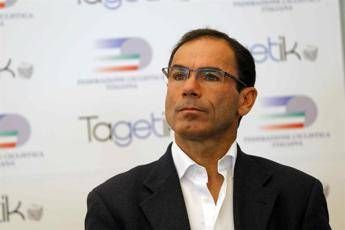 Per la sicurezza stradale via la patente ai distratti e campagne shock per rieducare automobilisti Per la sicurezza stradale via la patente ai distratti e campagne shock per rieducare automobilisti