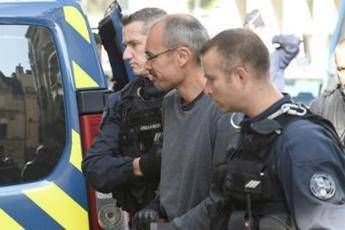 G8, Cassazione annulla sentenza Corte appello Rennes G8, Cassazione annulla sentenza Corte appello Rennes