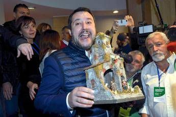 Congresso Lega, Salvini: Battesimo per rilancio Italia Congresso Lega, Salvini: Battesimo per rilancio Italia