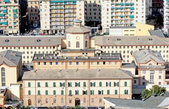 Genova, detenuto evade da Marassi dopo permesso premio