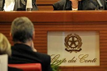 Corte Conti bacchetta su Università: Più fondi per il diritto allo studio Corte Conti bacchetta su Università: Più fondi per il diritto allo studio