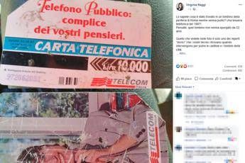 Raggi: Trovata in tombino tessera telefonica del '97 Raggi: Trovata in tombino tessera telefonica del '97