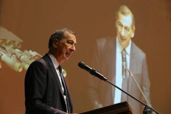 Coronavirus, Sala lancia la 'battaglia del pennarello' Coronavirus, Sala lancia la 'battaglia del pennarello'