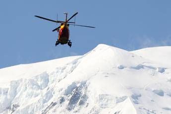 Due alpinisti morti su cresta Rothorn, recuperati i corpi Due alpinisti morti su cresta Rothorn, recuperati i corpi