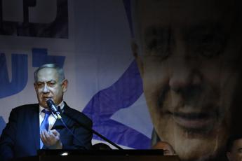 Netanyahu chiede l'immunità parlamentare