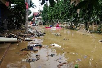 Indonesia, alluvione a Giakarta: almeno 21 morti Indonesia, alluvione a Giakarta: almeno 21 morti