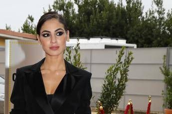 Giulia De Lellis in un film, debutta al cinema con Volo e Frassica Giulia De Lellis in un film, debutta al cinema con Volo e Frassica