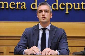 Io sono il nulla che ha espulso Paragone Io sono il nulla che ha espulso Paragone