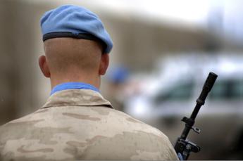 Mali, razzi su base militare: gravi 6 caschi blu