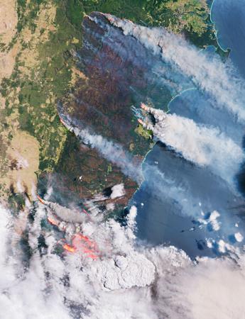 L'Australia vista dai satelliti Esa, è una fornace