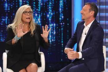 Amadeus: Mara Venier con me nella finale all'Ariston Amadeus: Mara Venier con me nella finale all'Ariston