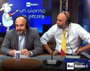 Paragone: Voglio rientrare nel M5S Paragone: Voglio rientrare nel M5S