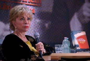 Craxi, Isabel Allende: Fu vicino a popolo cileno durante dittatura Craxi, Isabel Allende: Fu vicino a popolo cileno durante dittatura